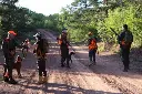 5 cazadores con perros.webp